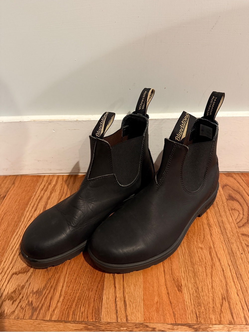 Blundstone 500 Black Leather Original Chelsea Boots Women’s Size 7.5